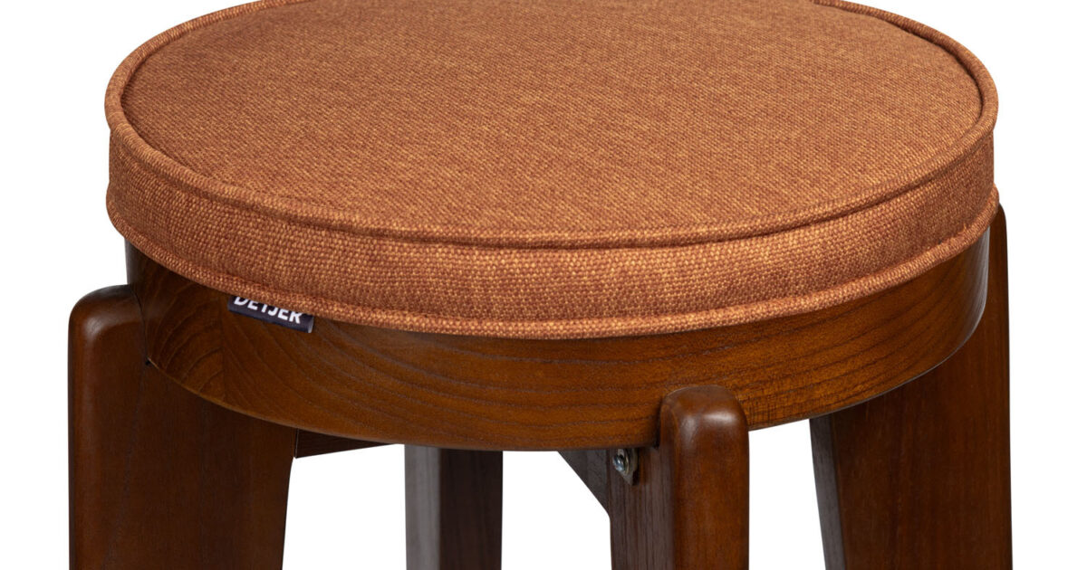 Barstool-brown-cushion-Cognac-